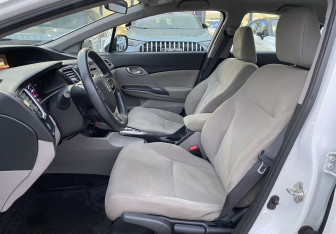 Подержанный автомобиль Honda Civic Sedan 2013 года (12 фото)
