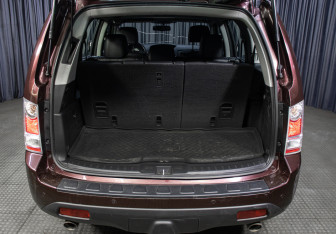 Подержанный автомобиль Honda Pilot 2013 года (11 фото)