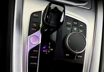 Подержанный автомобиль BMW Z4 Roadster 2019 года (27 фото)