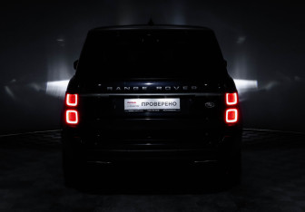 Подержанный автомобиль Land Rover Range Rover 2018 года (17 фото)