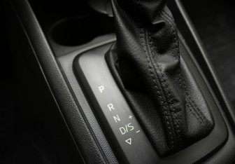 Подержанный автомобиль Skoda Rapid Liftback 2016 года (19 фото)