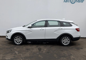 Подержанный автомобиль LADA (ВАЗ) Vesta Wagon 2018 года (8 фото)