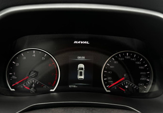 Подержанный автомобиль Haval F7 2024 года (13 фото)