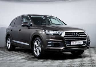 Подержанный автомобиль Audi Q7 2018 года (3 фото)
