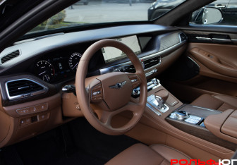 Подержанный автомобиль Genesis G90 2020 года (11 фото)
