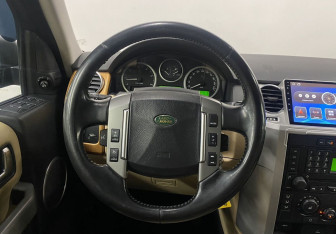 Подержанный автомобиль Land Rover Discovery 2008 года (12 фото)