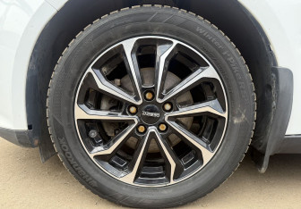 Подержанный автомобиль Ford Focus Sedan 2012 года (9 фото)