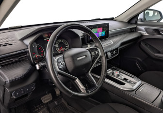 Подержанный автомобиль Haval Jolion 2023 года (15 фото)