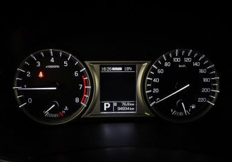 Подержанный автомобиль Suzuki Vitara 2017 года (16 фото)