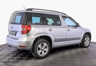 Подержанный автомобиль Skoda Yeti 2014 года (5 фото)