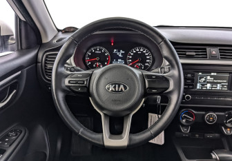 Подержанный автомобиль Kia Rio Sedan 2021 года (22 фото)