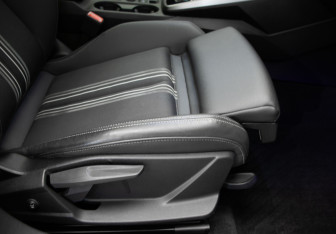 Подержанный автомобиль Audi A3 Hatchback 2021 года (29 фото)