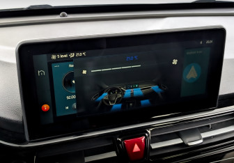 Подержанный автомобиль Москвич 3 2023 года (26 фото)