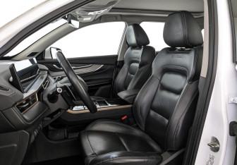 Подержанный автомобиль Exeed LX 2022 года (20 фото)