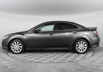 Подержанный автомобиль Mazda 6 Sedan 2011 года (8 фото)