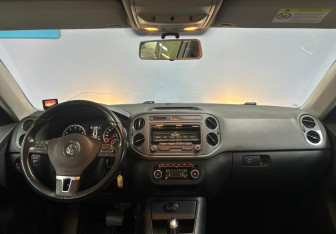 Подержанный автомобиль Volkswagen Tiguan 2012 года (12 фото)
