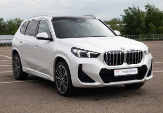 Подержанный автомобиль BMW X1 2024 года (3 фото)