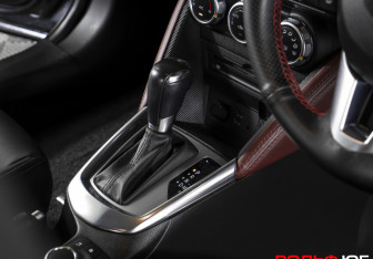 Подержанный автомобиль Mazda CX-3 2015 года (15 фото)