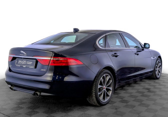 Подержанный автомобиль Jaguar XF Sedan 2019 года (5 фото)