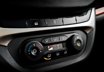 Подержанный автомобиль LADA (ВАЗ) Vesta Wagon 2021 года (25 фото)