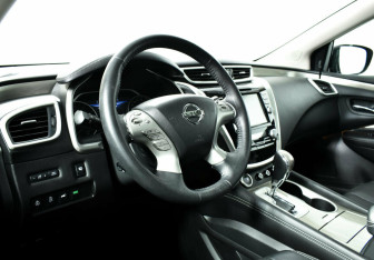 Подержанный автомобиль Nissan Murano Suv 2018 года (10 фото)