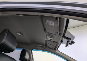 Подержанный автомобиль Subaru XV 2014 года (23 фото)