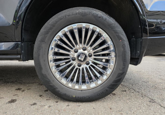 Подержанный автомобиль Tank 500 2024 года (16 фото)