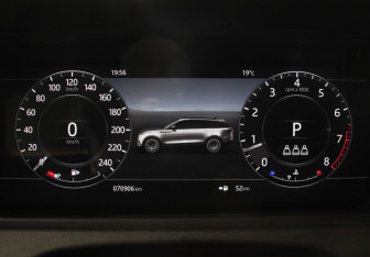 Подержанный автомобиль Land Rover Range Rover Velar 2018 года (22 фото)