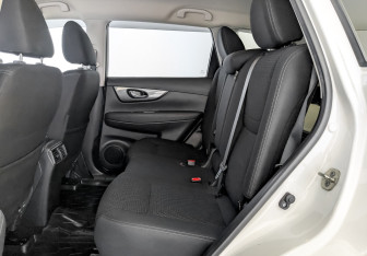 Подержанный автомобиль Nissan X-Trail 2022 года (12 фото)