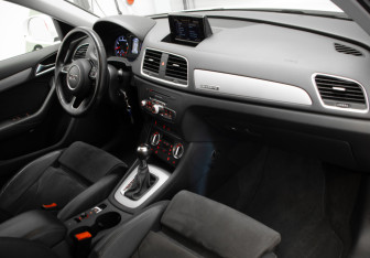 Подержанный автомобиль Audi Q3 2013 года (28 фото)