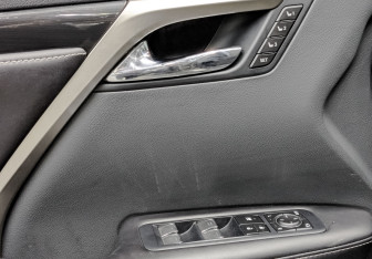 Подержанный автомобиль Lexus RX 2019 года (24 фото)