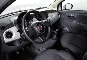 Подержанный автомобиль Fiat 500 Hatchback 2012 года (15 фото)
