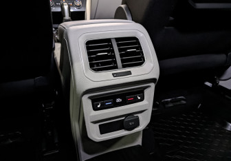Подержанный автомобиль Volkswagen Tiguan 2017 года (30 фото)