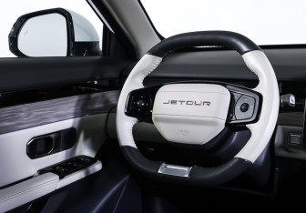 Подержанный автомобиль Jetour Dashing 2023 года (12 фото)