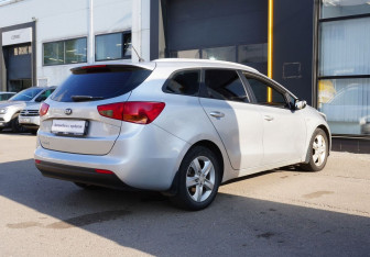 Подержанный автомобиль Kia Ceed Wagon 2014 года (5 фото)