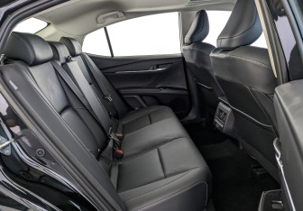 Новый Toyota Camry Sedan 2025 (12 фото)