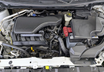 Подержанный автомобиль Nissan Qashqai 2014 года (11 фото)