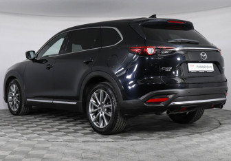 Подержанный автомобиль Mazda CX-9 2018 года (7 фото)