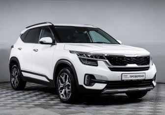 Подержанный автомобиль Kia Seltos 2022 года (3 фото)