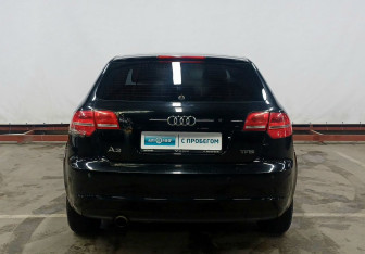Подержанный автомобиль Audi A3 Hatchback 2012 года (6 фото)