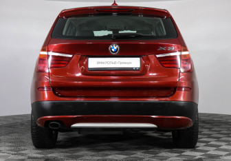 Подержанный автомобиль BMW X3 2012 года (4 фото)