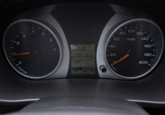 Подержанный автомобиль LADA (ВАЗ) Granta Liftback 2015 года (12 фото)