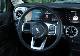 Подержанный автомобиль Tank 300 2023 года (14 фото)