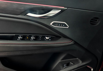 Подержанный автомобиль Geely Tugella 2021 года (16 фото)