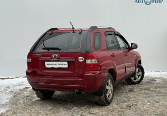 Подержанный автомобиль Kia Sportage 2008 года (5 фото)