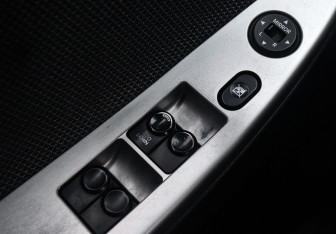 Подержанный автомобиль Hyundai Solaris Sedan 2011 года (15 фото)