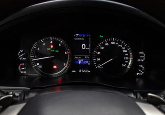 Подержанный автомобиль Lexus LX 2017 года (13 фото)