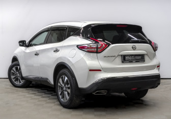 Подержанный автомобиль Nissan Murano Suv 2021 года (8 фото)