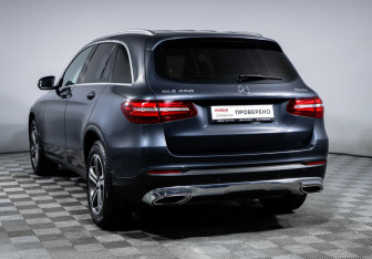 Подержанный автомобиль Mercedes-Benz GLC Coupe 2016 года (7 фото)