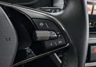 Подержанный автомобиль Skoda Rapid Liftback 2022 года (28 фото)